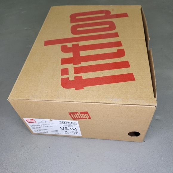 [BNIB] Fitflop Chrissie Pom Pom Felt Slippers Size 6 ⚫️⚫️ - Picture 5 of 13